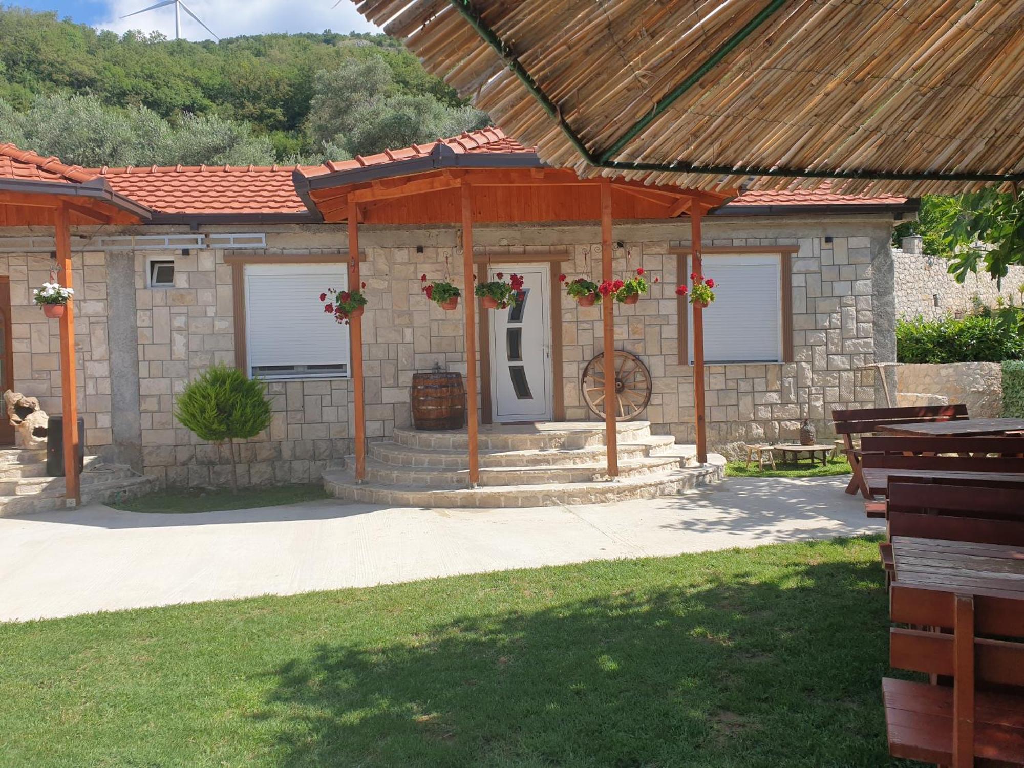 Rustic Villas Barlovic Ulcinj Exteriör bild